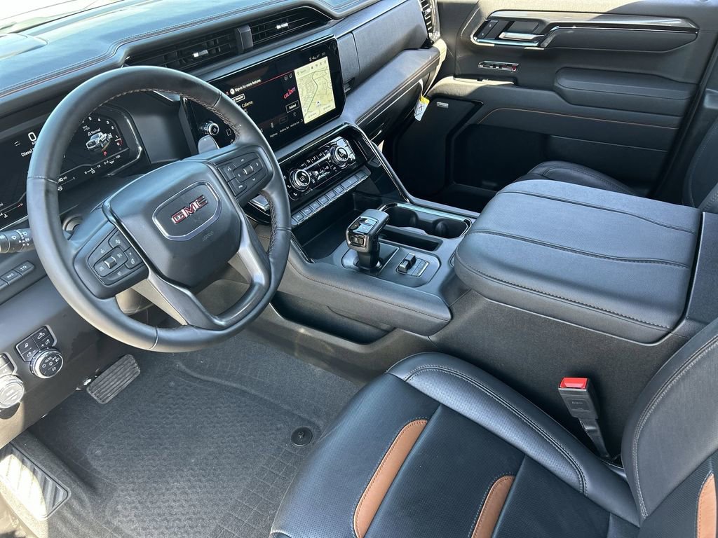 Used 2025 GMC Sierra 1500 AT4 w/ AT4 Premium Package AWD/4WD image 10