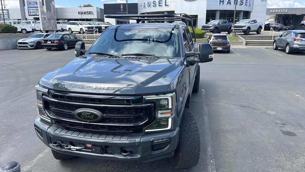 Used 2021 Ford F350 Lariat AWD/4WD image 2