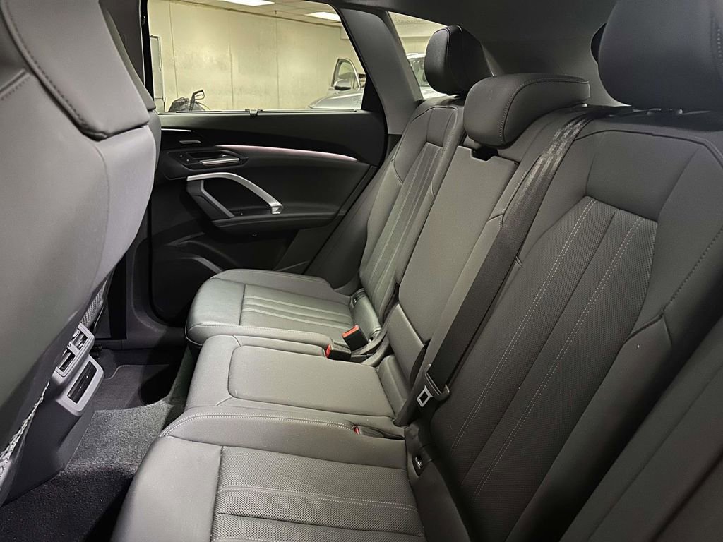 Used 2025 Audi Q5 Premium Plus w/ Premium Plus image 16
