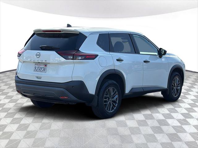 Used 2023 Nissan Rogue S FWD image 4