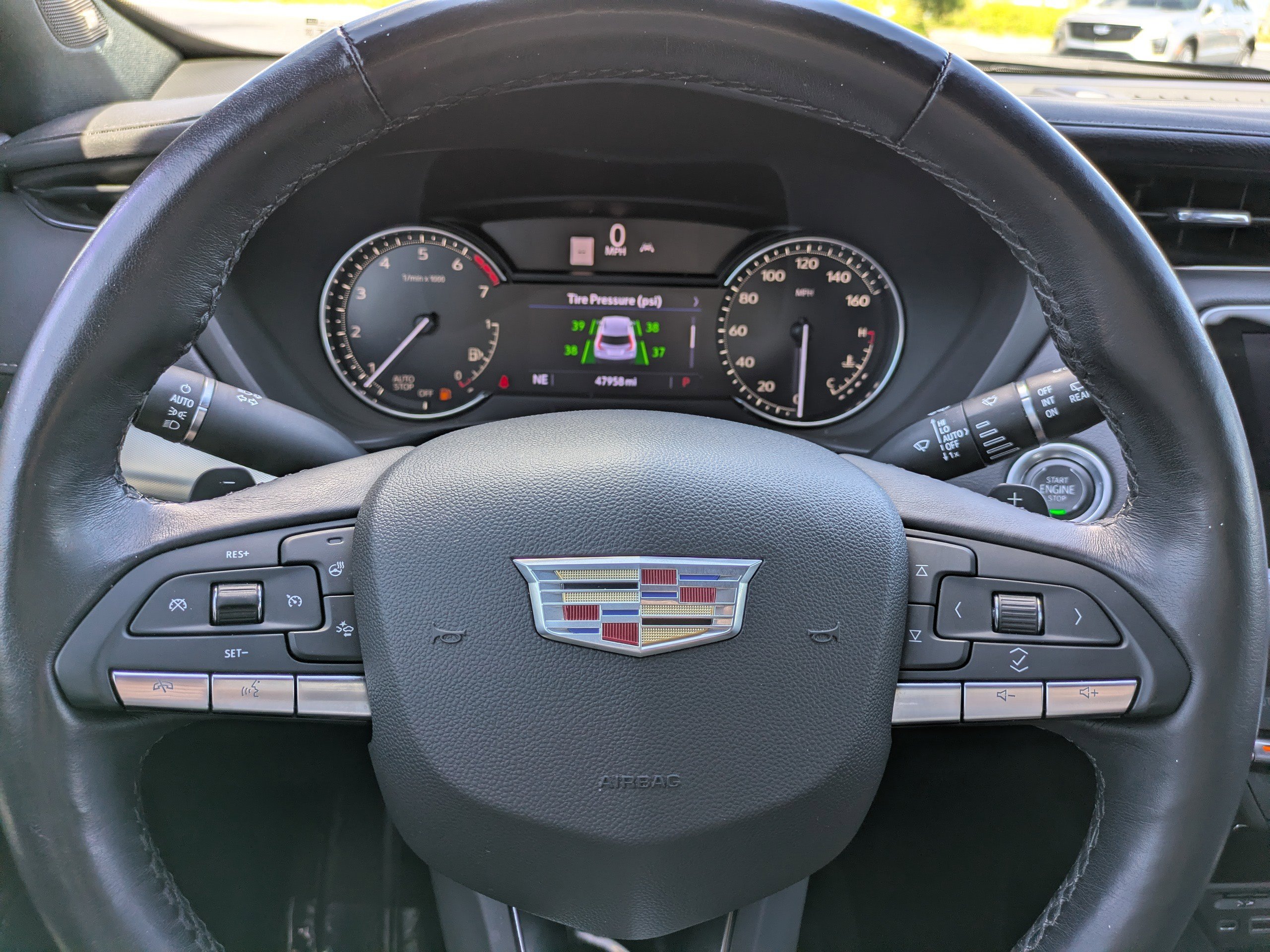 Used 2022 Cadillac XT4 Premium Luxury w/ Enhanced Visibility Package image 24