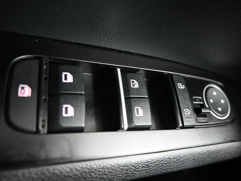 Used 2021 Kia Soul Turbo FWD image 32