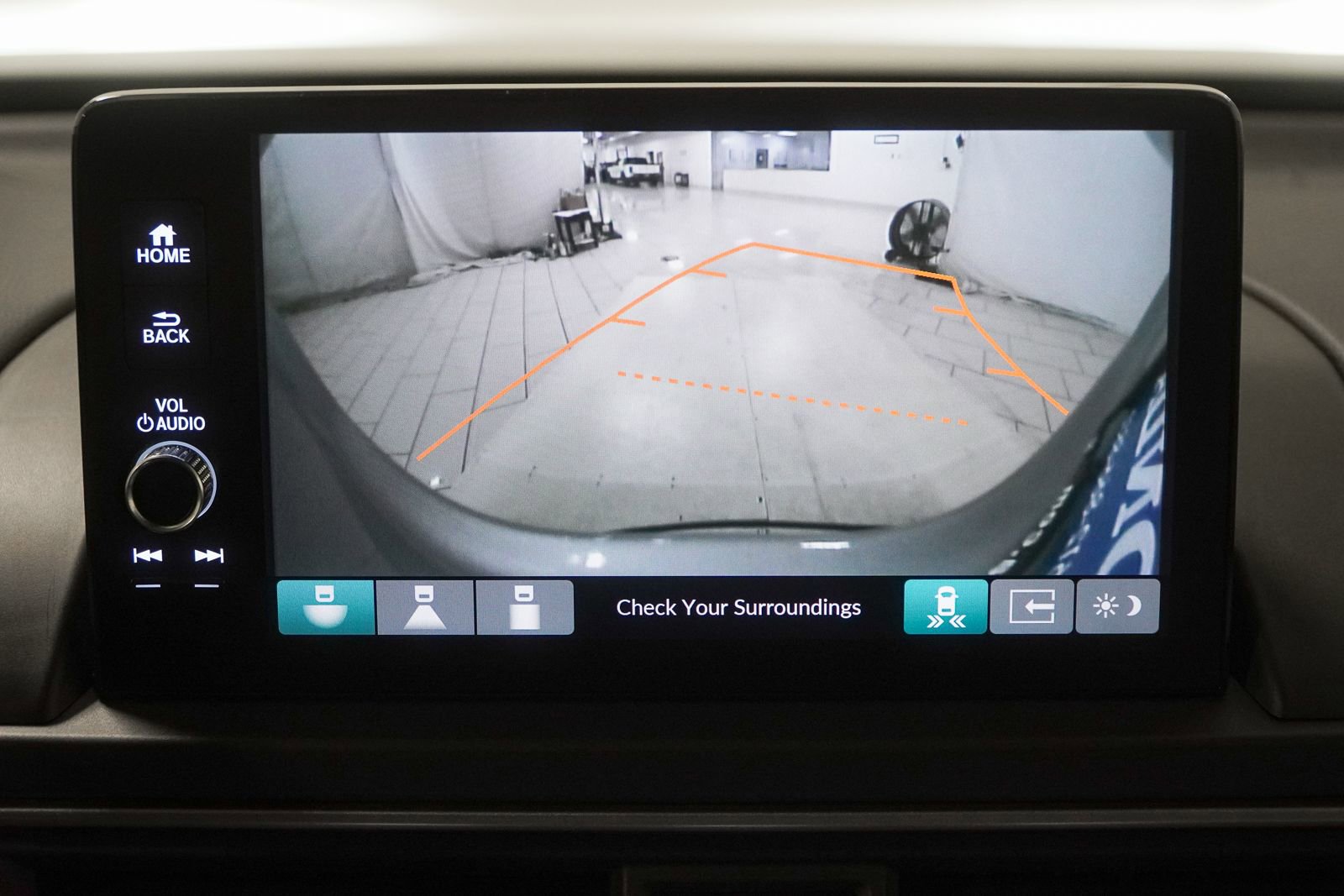 Certified 2025 Honda Pilot Touring image 33