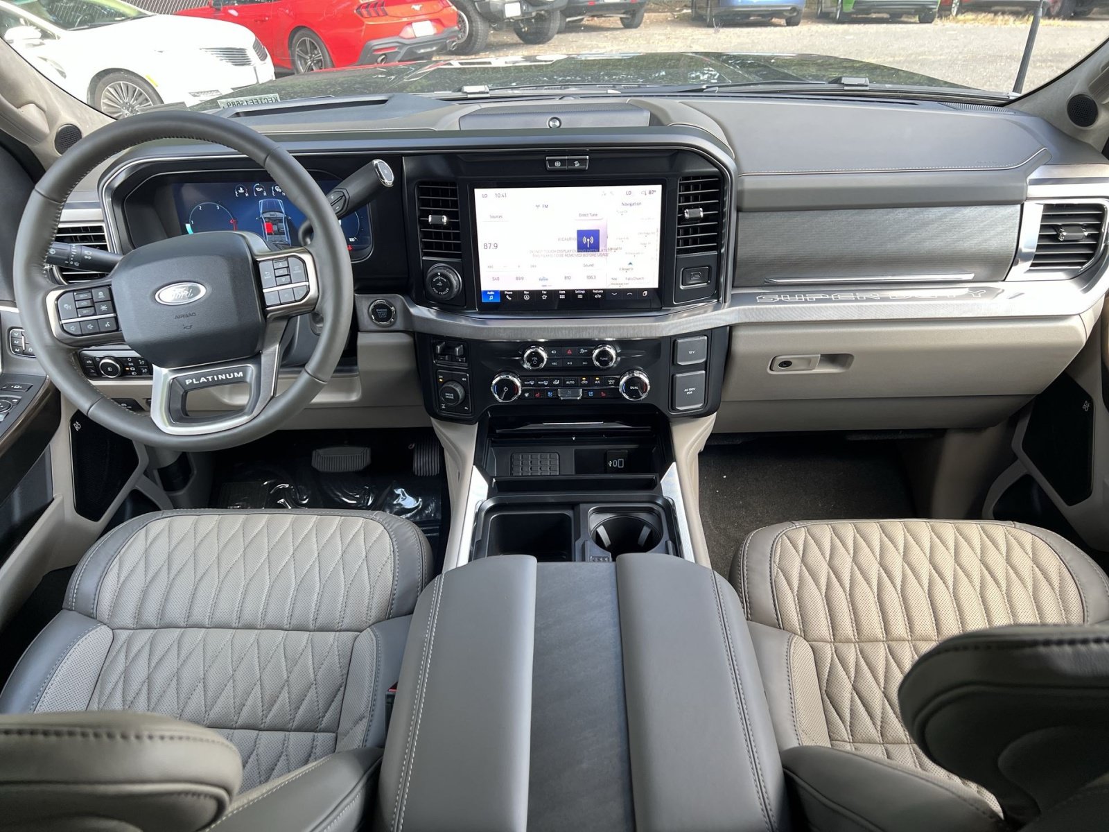 New 2026 Ford F250 Platinum w/ Platinum Plus Package AWD/4WD image 23
