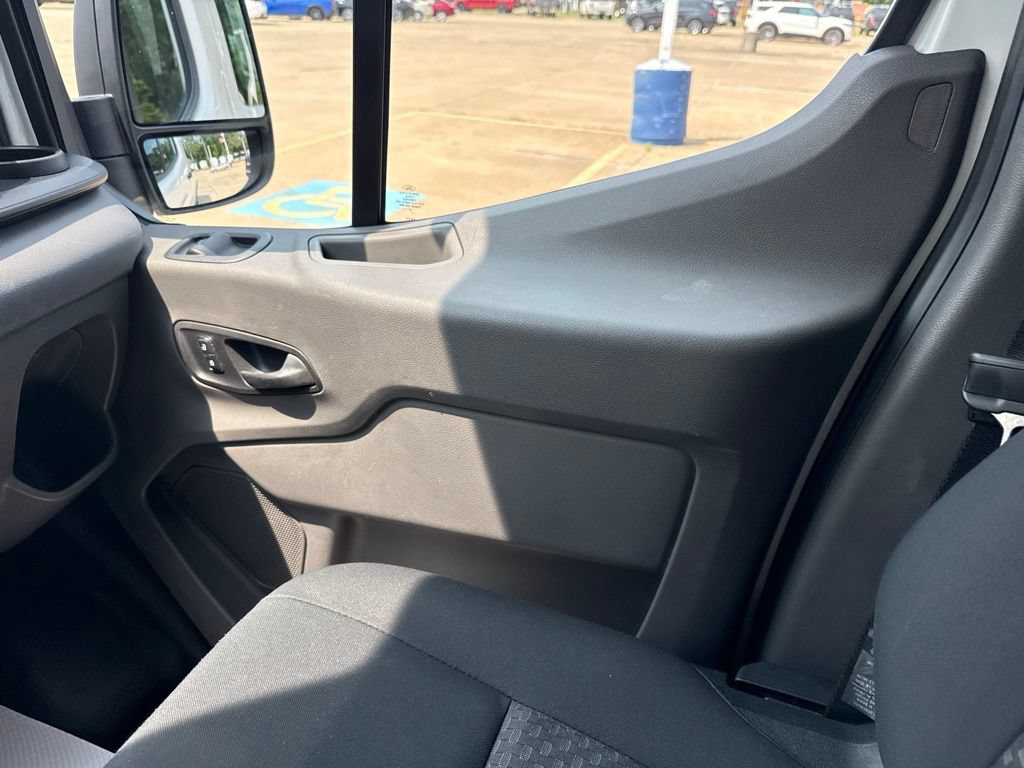 Used 2025 Ford Transit 250 Low Roof w/ Exterior Upgrade Package RWD image 15