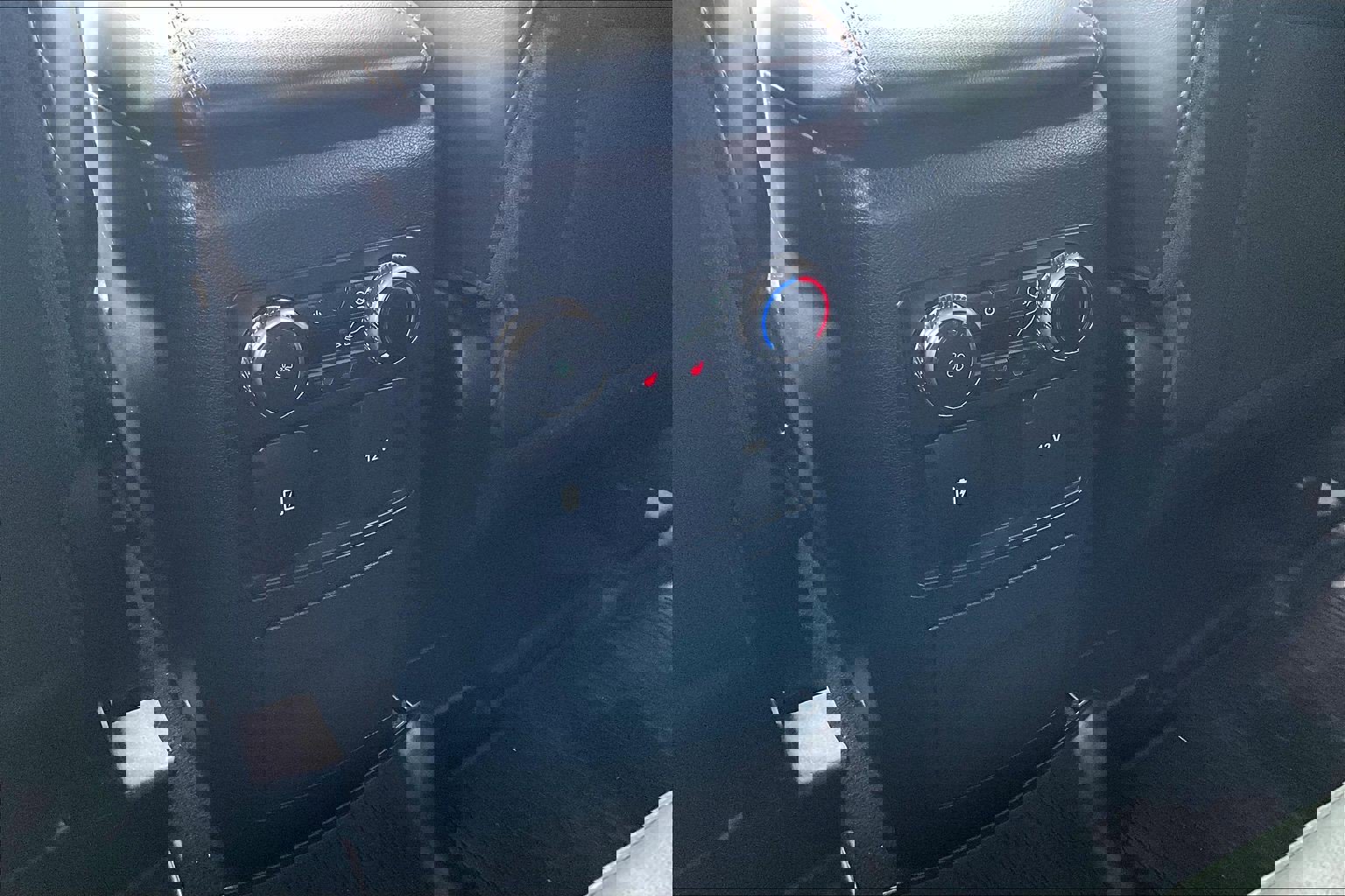 Used 2023 Ford Explorer Timberline image 34