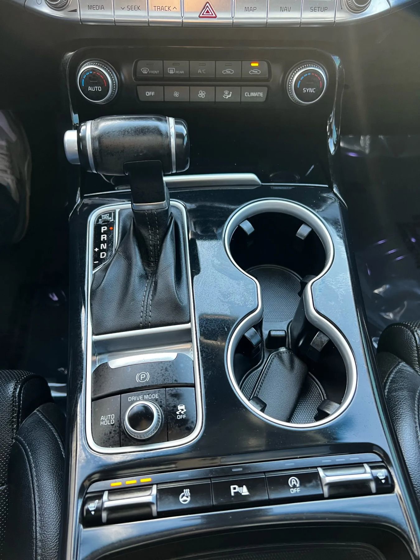 Used 2018 Kia Stinger Premium image 20