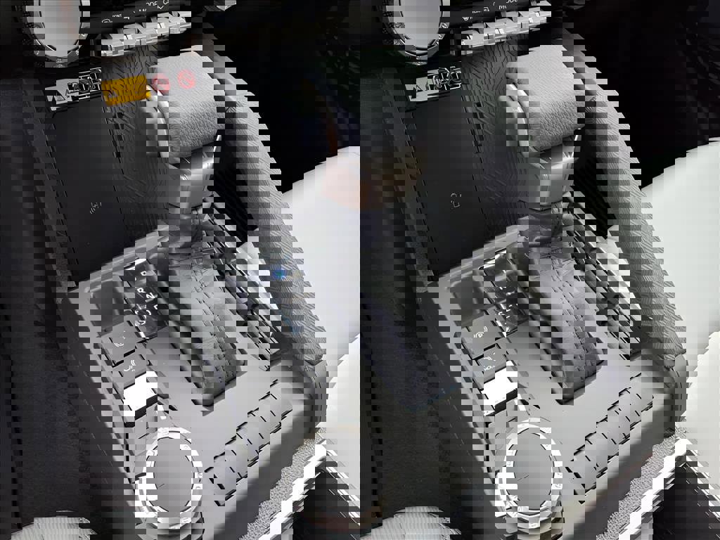 New 2025 Toyota Tacoma SR5 image 19