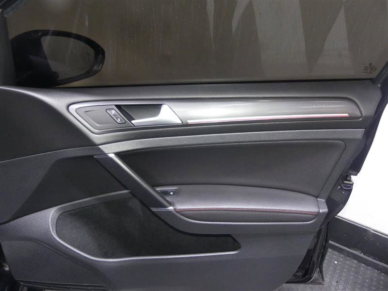 Used 2021 Volkswagen GTI Autobahn image 19