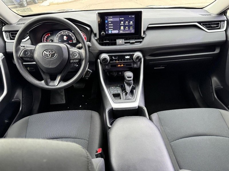 Used 2023 Toyota RAV4 LE image 13