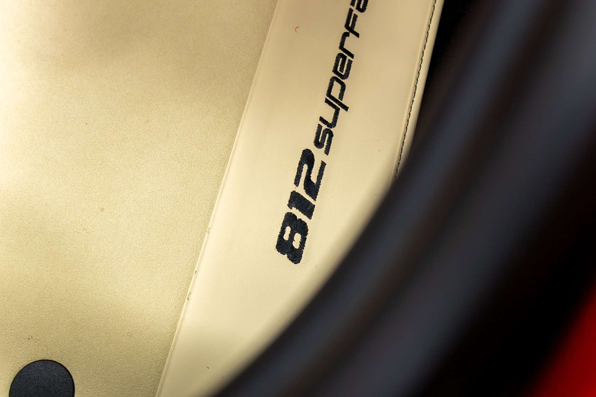 Used 2018 Ferrari 812 Superfast image 91