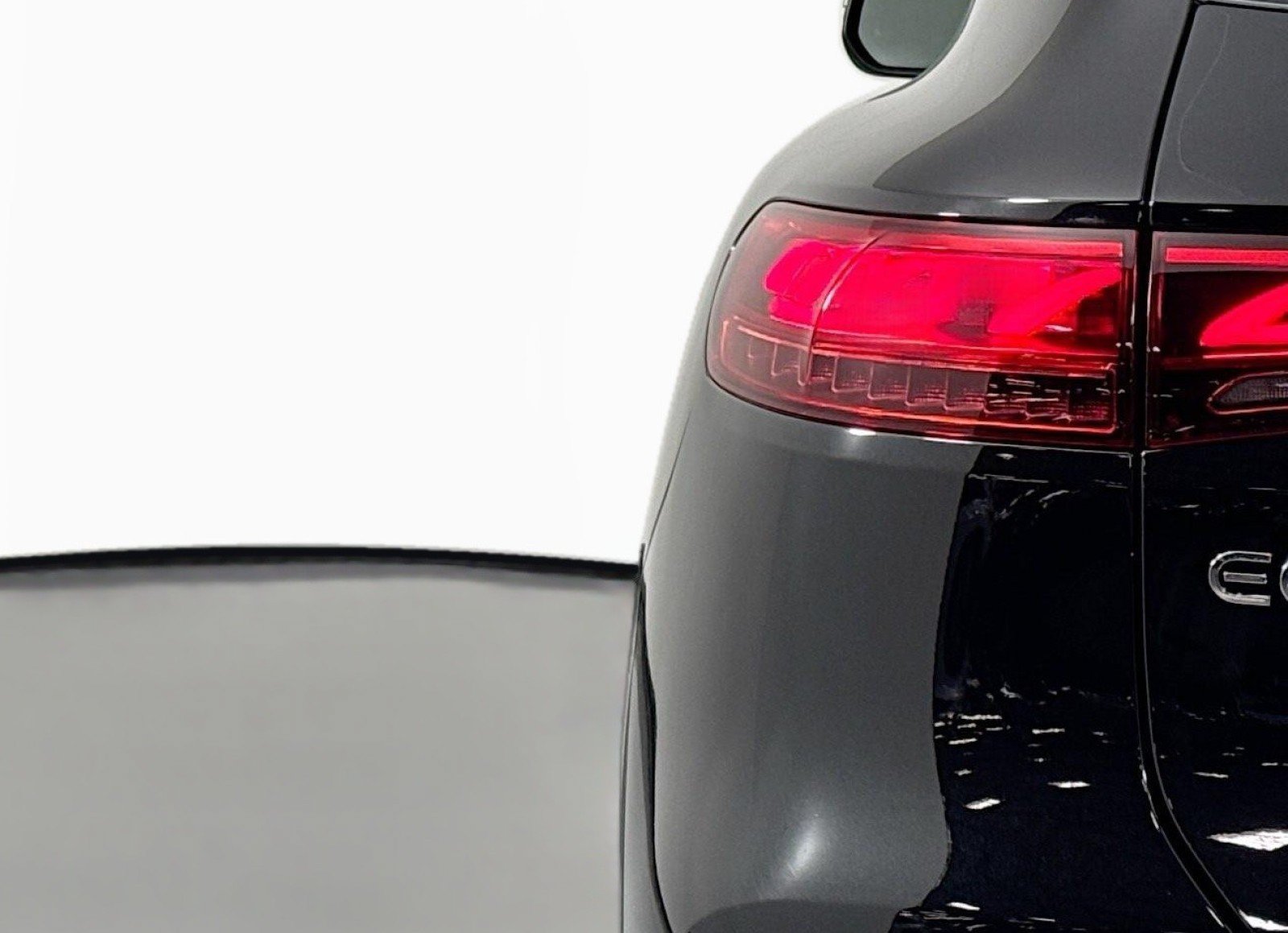 Certified 2025 Mercedes-Benz EQS 450+ 4MATIC SUV image 15