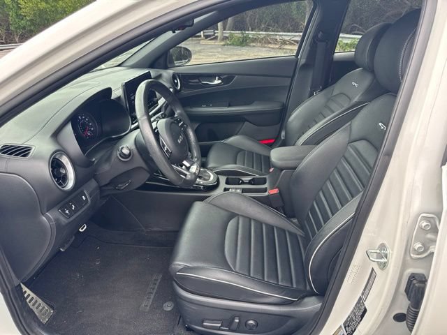 Used 2024 Kia Forte GT-Line w/ GT-Line Premium Package FWD image 8
