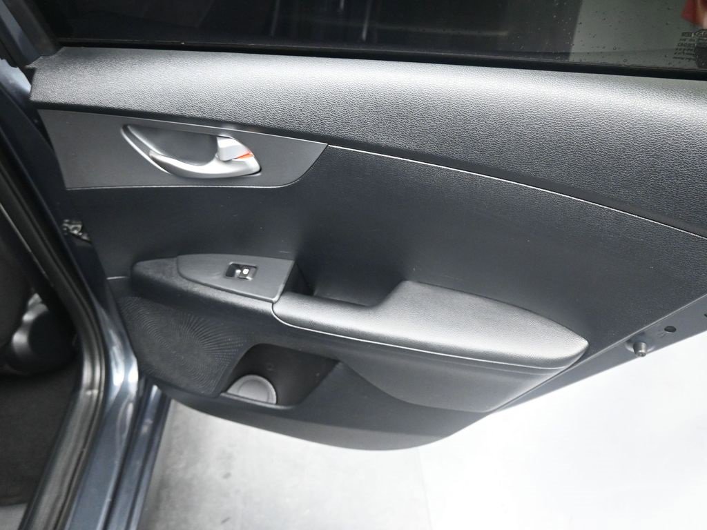 Used 2019 Kia Forte Sedan image 16
