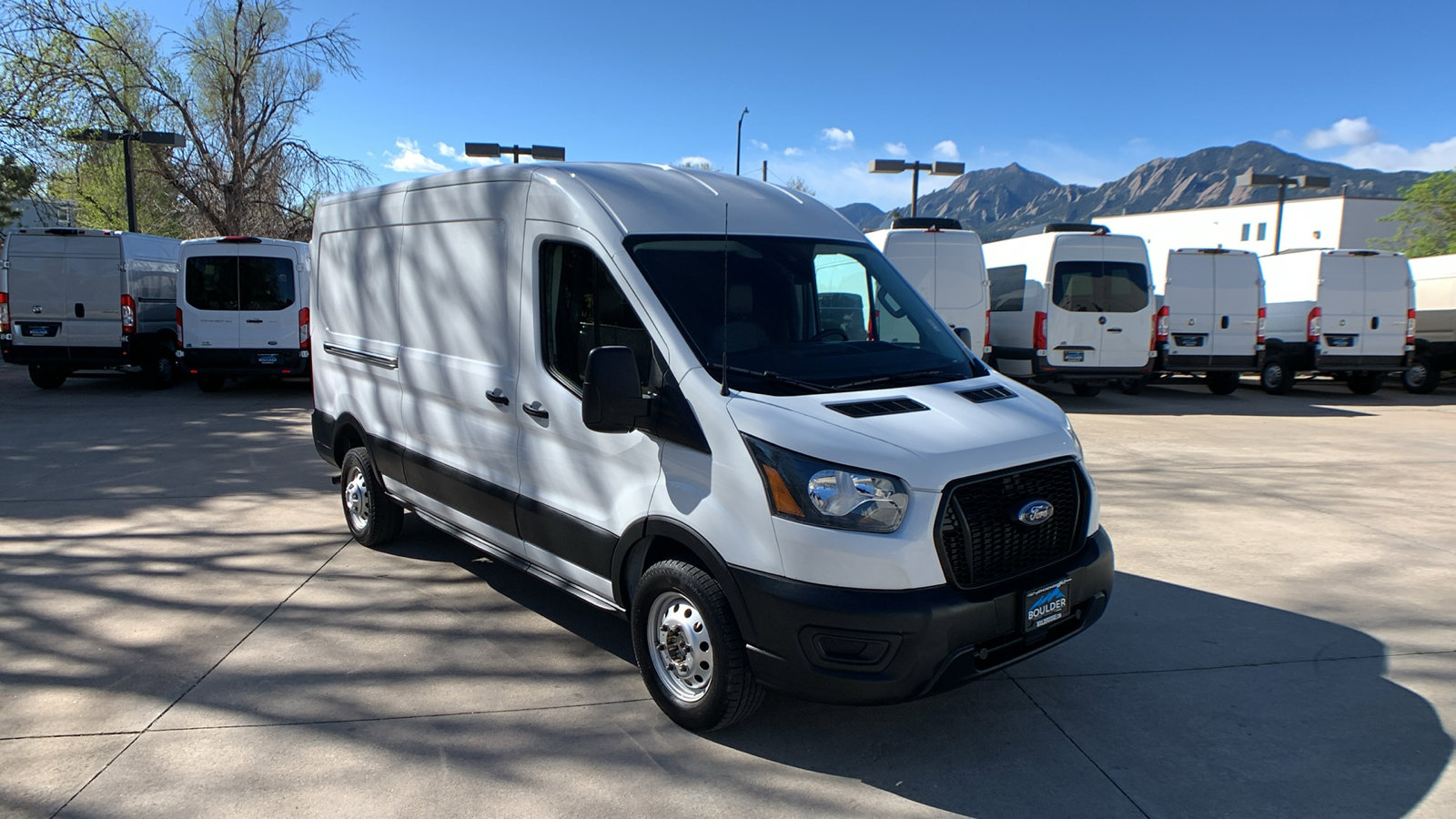 Used 2023 Ford Transit 250 Medium Roof AWD w/ Load Area Protection Package image 6