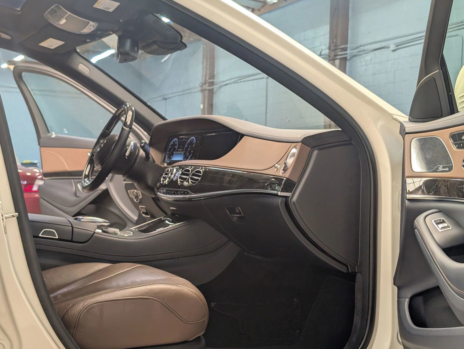 Used 2017 Mercedes-Benz S 550 Sedan image 34