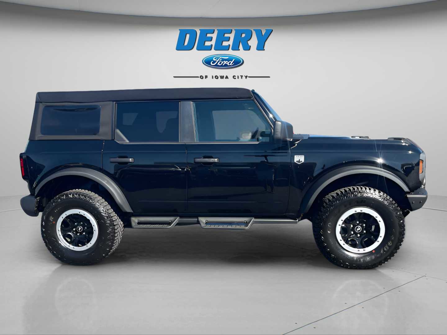 Used 2023 Ford Bronco Big Bend w/ Sasquatch Package image 2