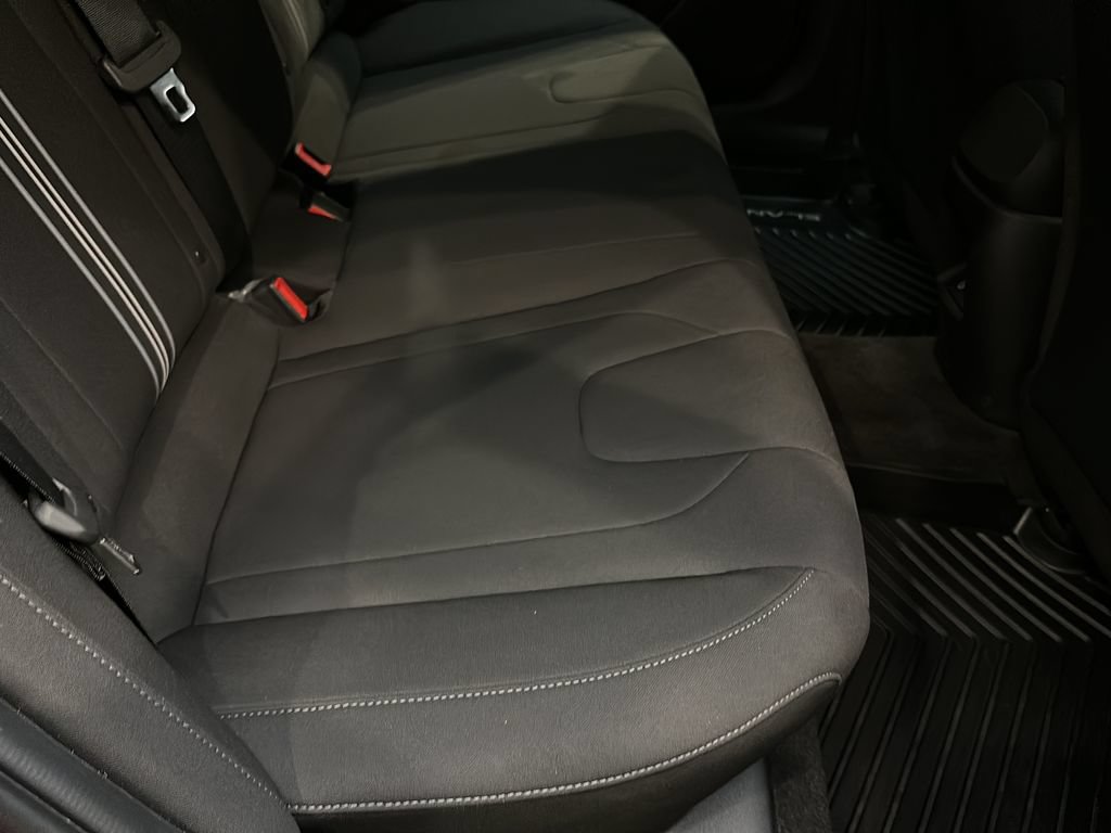 Certified 2025 Hyundai Elantra Sport FWD image 16