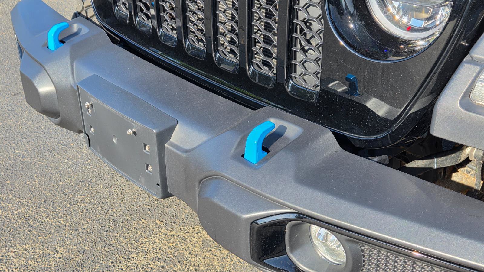 Used 2023 Jeep Wrangler Unlimited w/ Cold Weather Group image 22