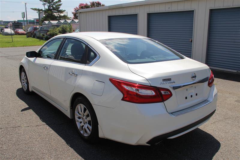 Used 2017 Nissan Altima 2.5 S w/ Power Driver Seat Package FWD image 7