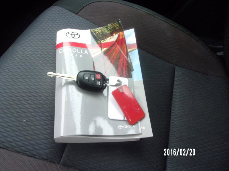 Used 2018 Toyota Corolla LE image 21