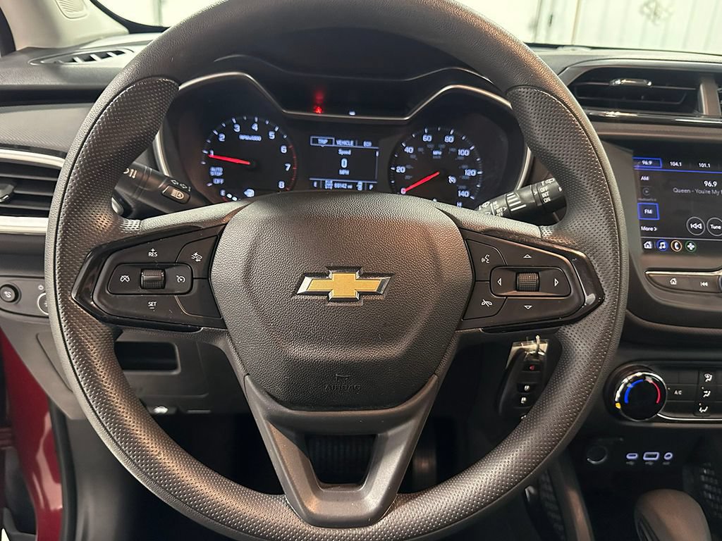 Used 2021 Chevrolet TrailBlazer LS AWD/4WD image 26
