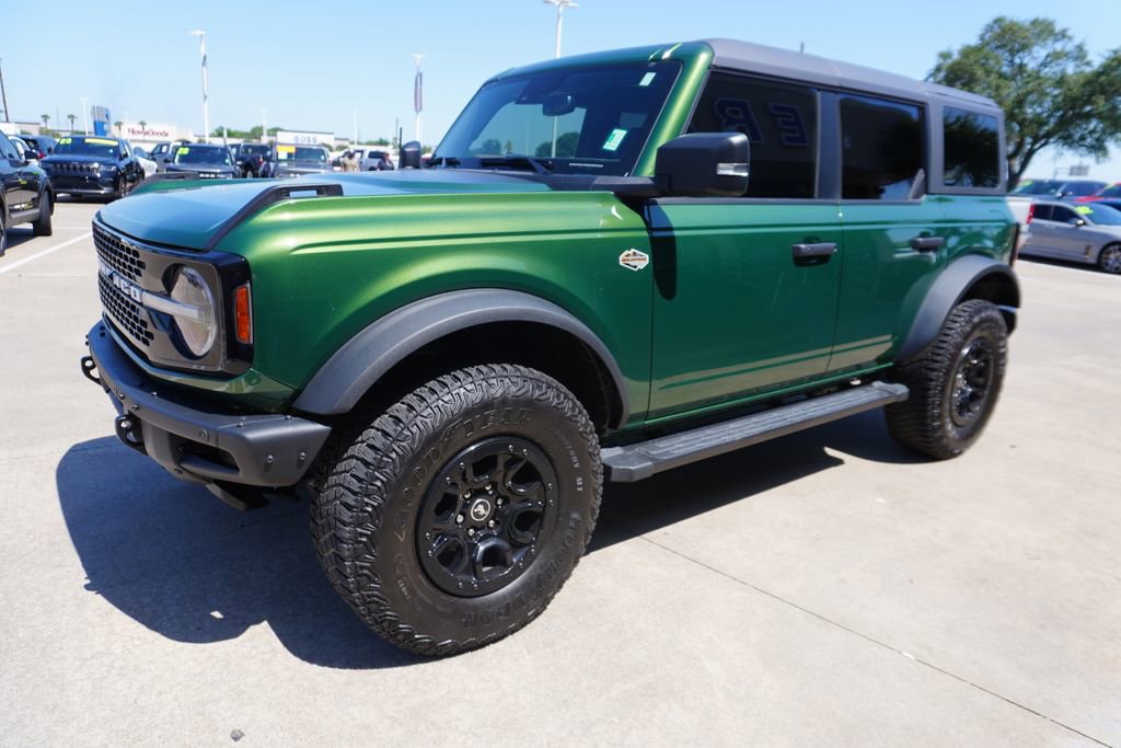 Used 2024 Ford Bronco Wildtrak AWD/4WD image 3