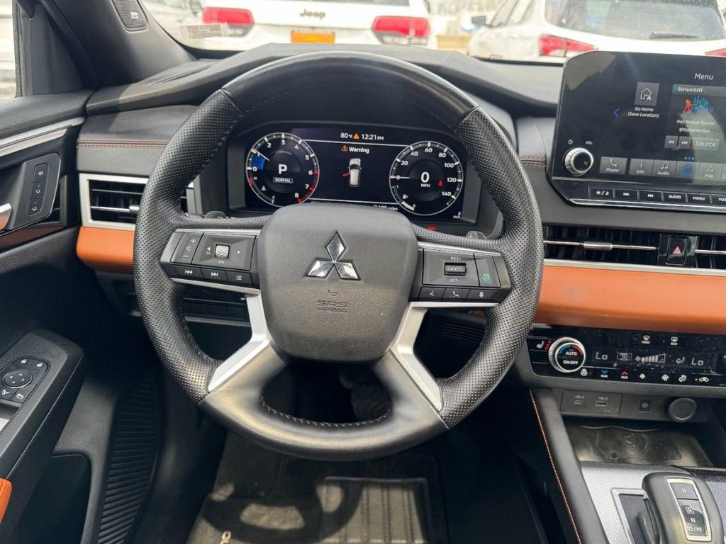 Used 2022 Mitsubishi Outlander SEL image 14
