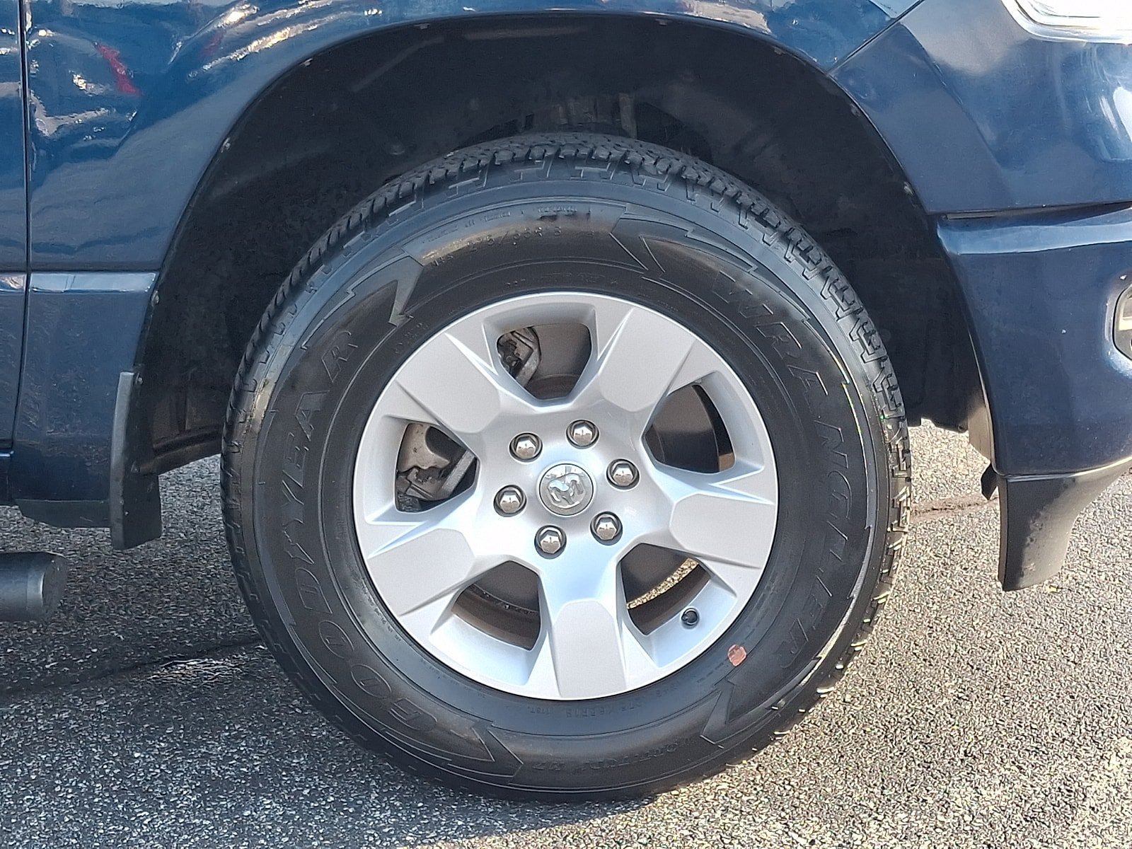Used 2024 RAM 1500 Big Horn AWD/4WD image 8