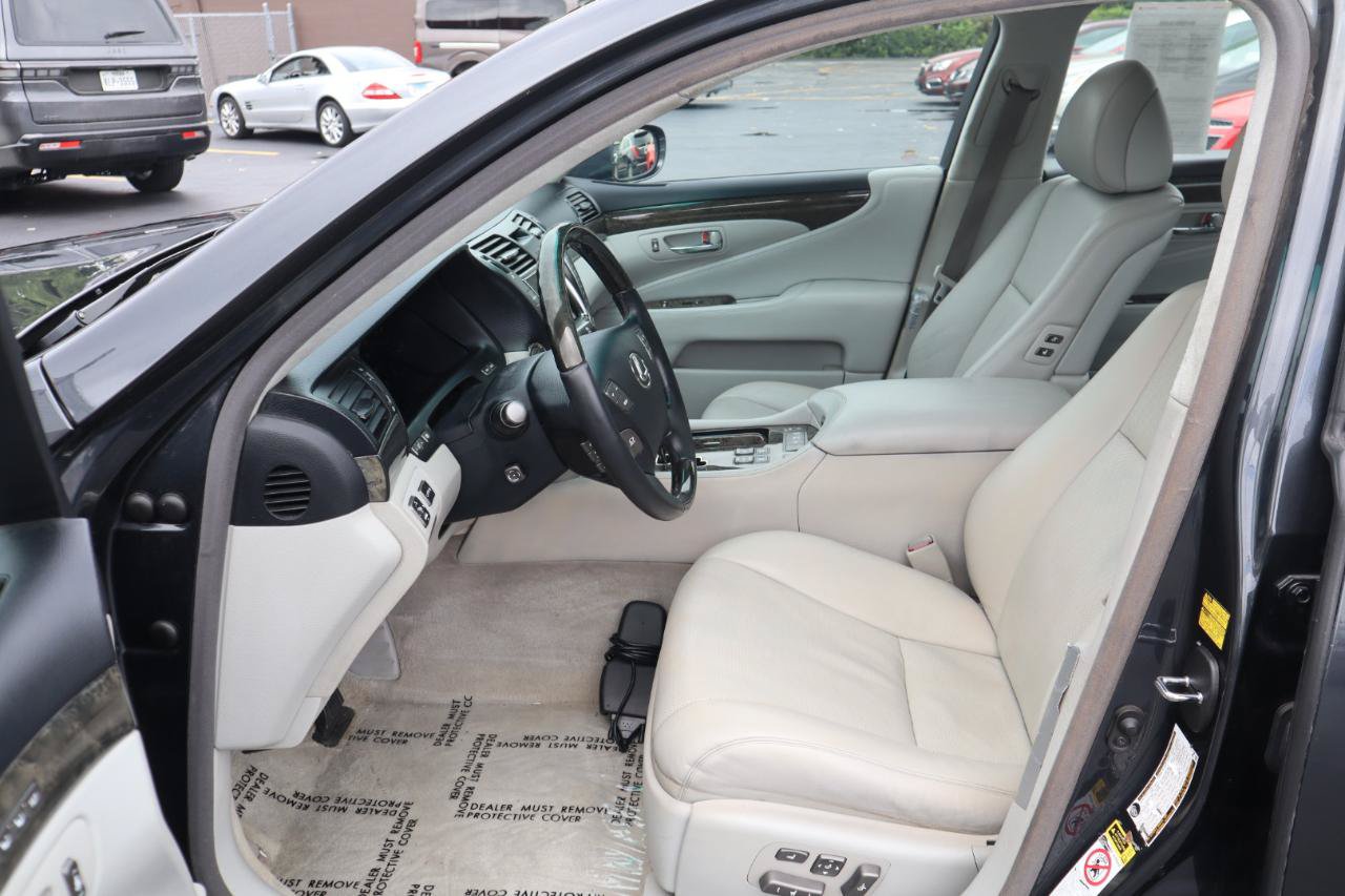 Used 2007 Lexus LS 460 L RWD image 17