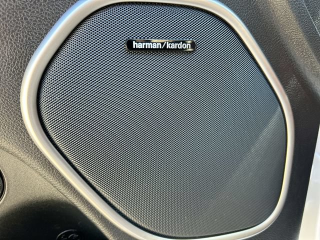 Used 2019 Dodge Durango SRT w/ Technology Group AWD/4WD image 24
