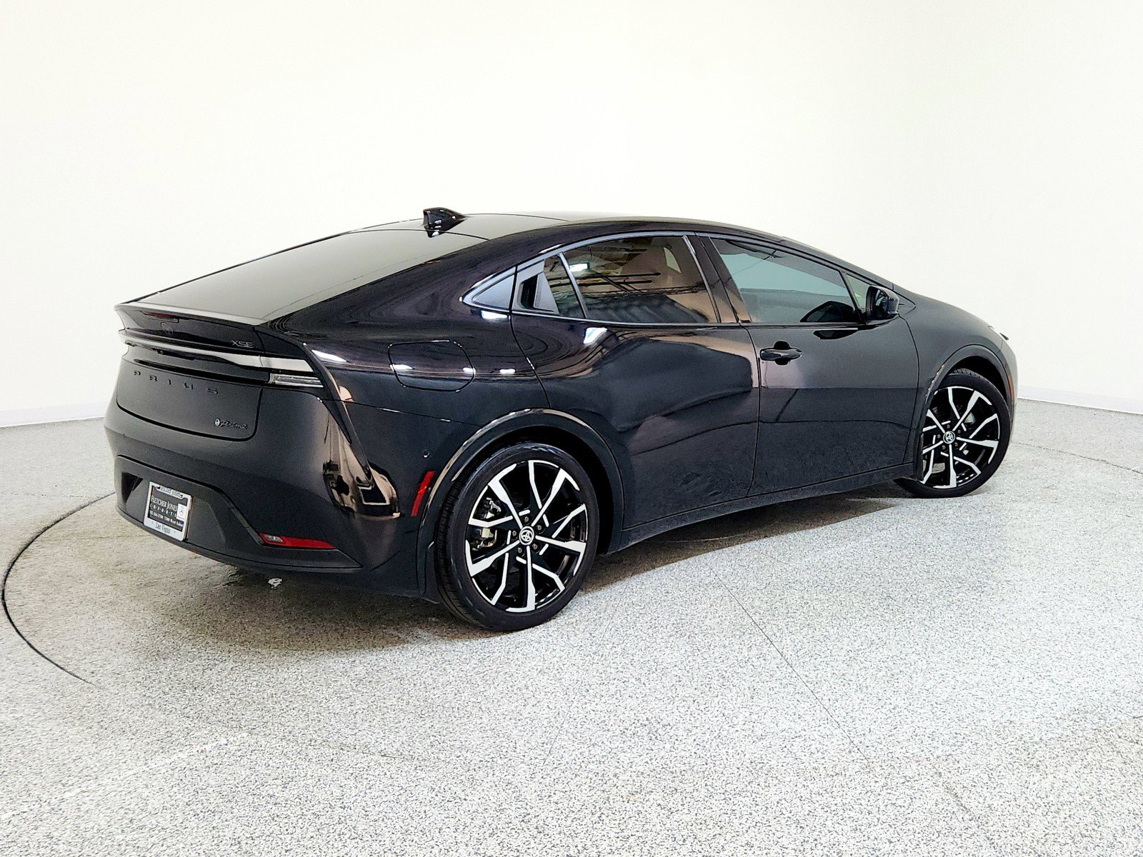 Used 2024 Toyota Prius Prime image 3