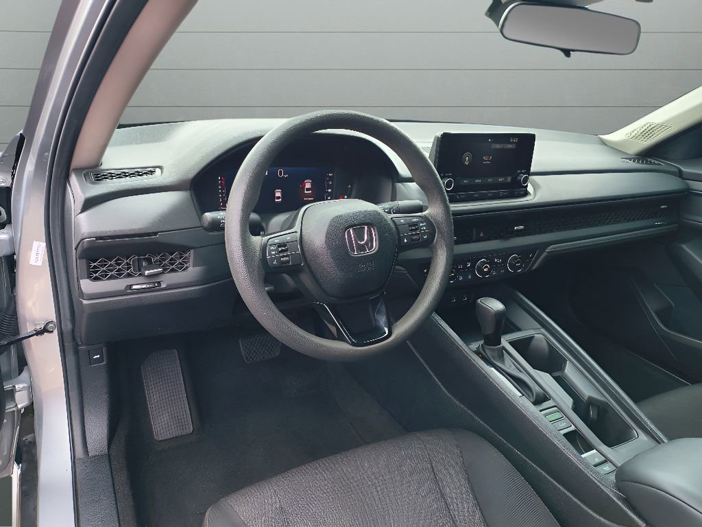 Used 2024 Honda Accord EX image 16