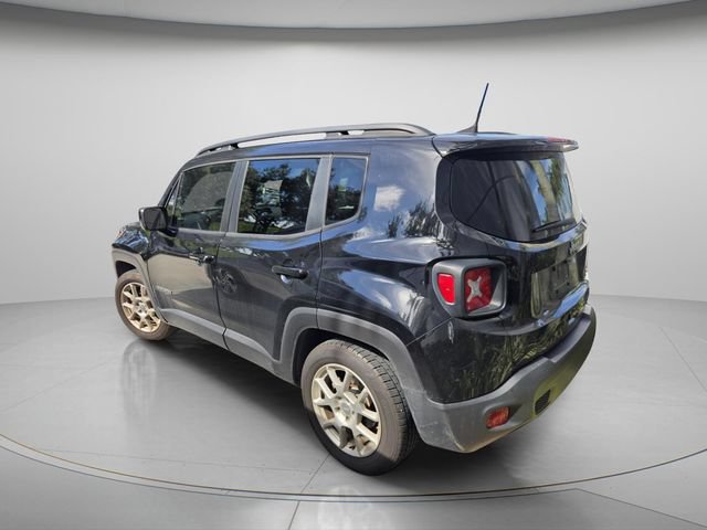 Used 2019 Jeep Renegade Latitude FWD image 5