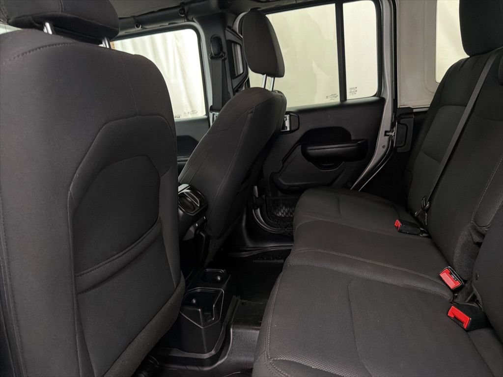 Used 2018 Jeep Wrangler Unlimited Sport S image 21