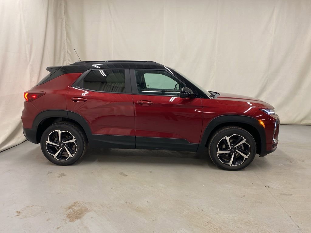 Certified 2022 Chevrolet TrailBlazer RS w/ Technology Package image 9