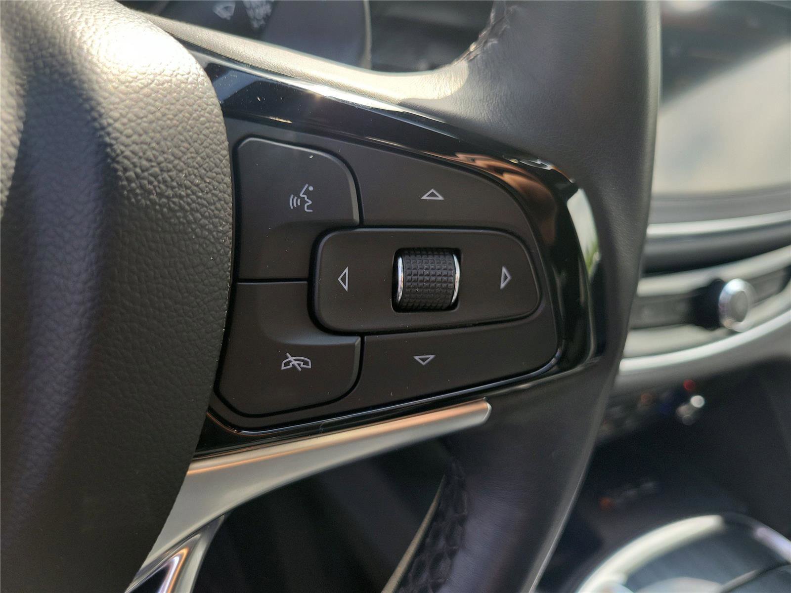 Used 2024 Buick Enclave Essence w/ Sport Touring Edition FWD image 26