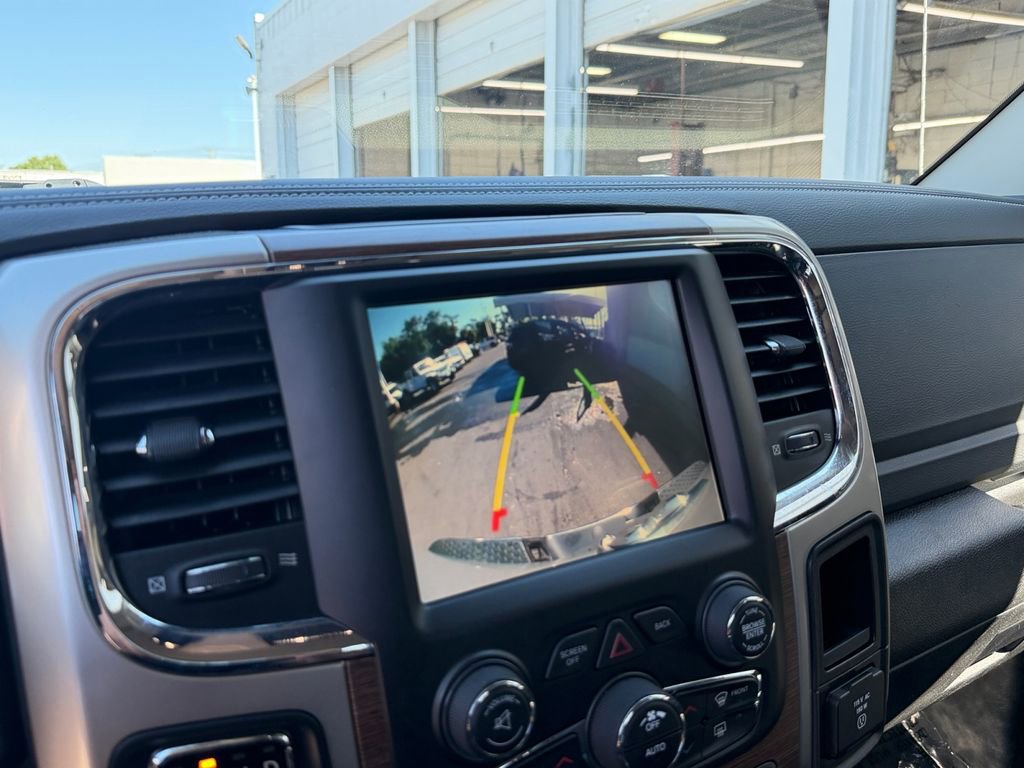 Used 2017 RAM 1500 Laramie w/ Convenience Group AWD/4WD image 18