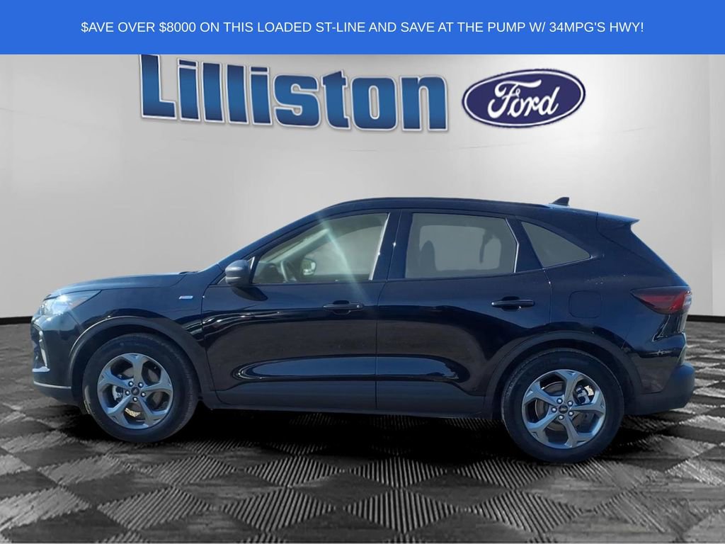 Used 2025 Ford Escape ST-Line image 6
