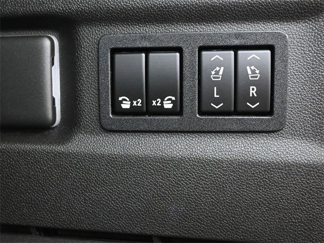 Used 2021 GMC Yukon XL SLT w/ SLT Luxury Plus Package image 38