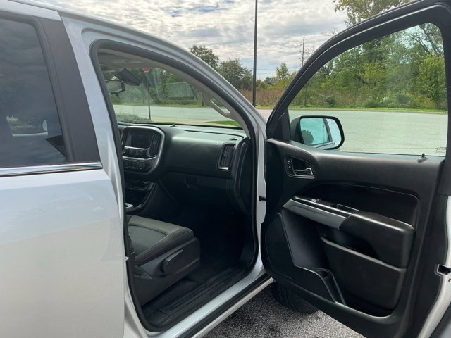 Used 2020 Chevrolet Colorado LT AWD/4WD image 17