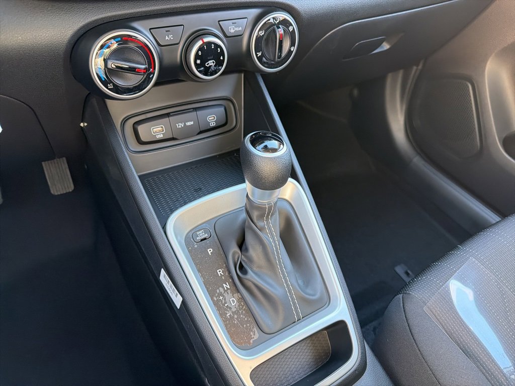 New 2026 Hyundai Venue SE image 23