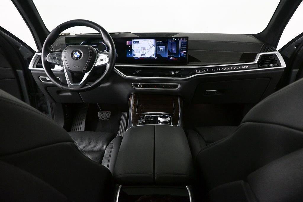 Used 2023 BMW X7 xDrive40i w/ Executive Package AWD/4WD image 16