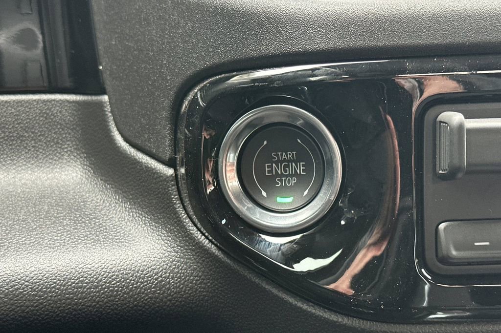 New 2026 GMC Sierra 1500 SLT w/ SLT Premium Plus Package image 19