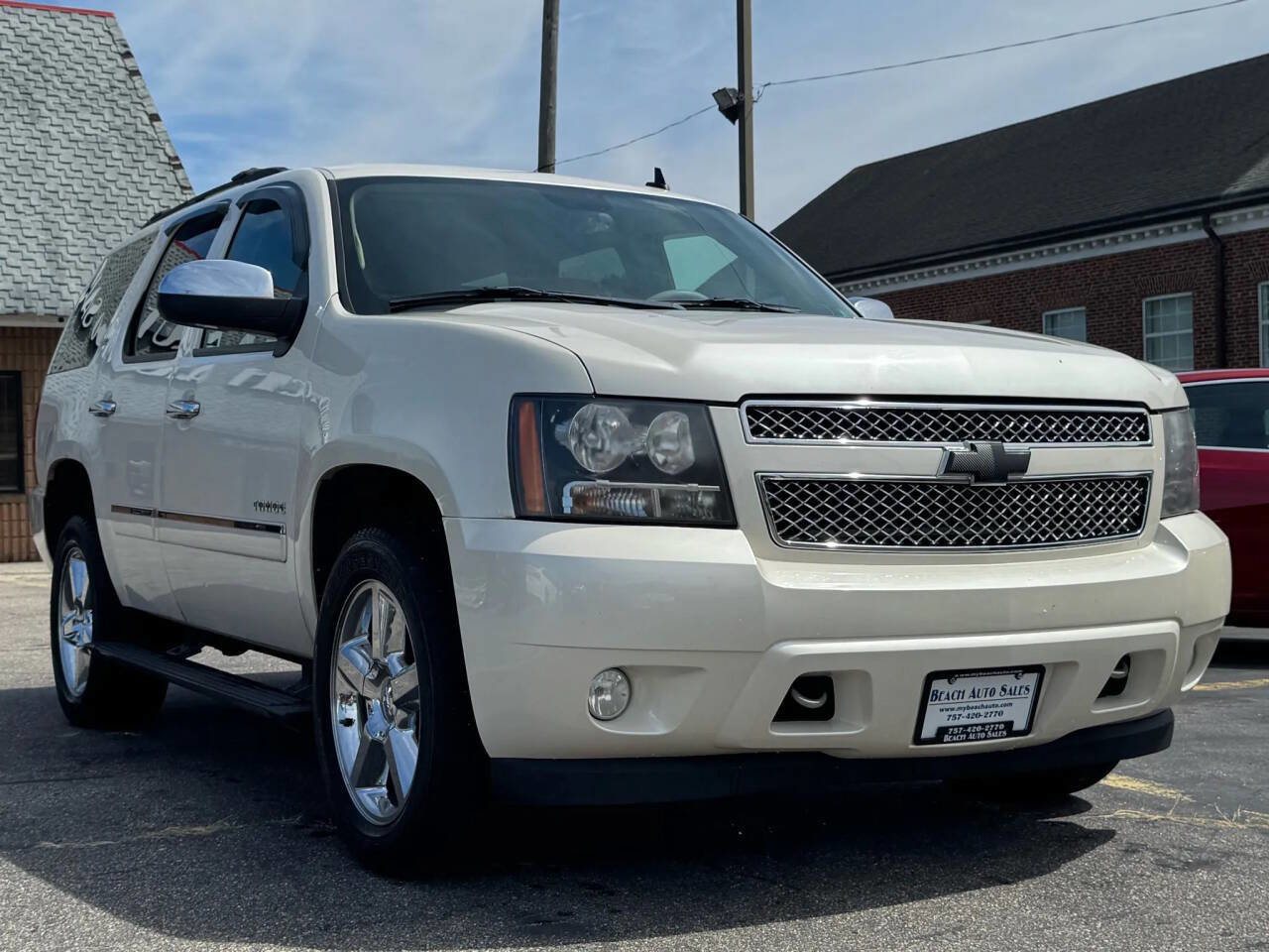 Used 2011 Chevrolet Tahoe LTZ AWD/4WD image 4