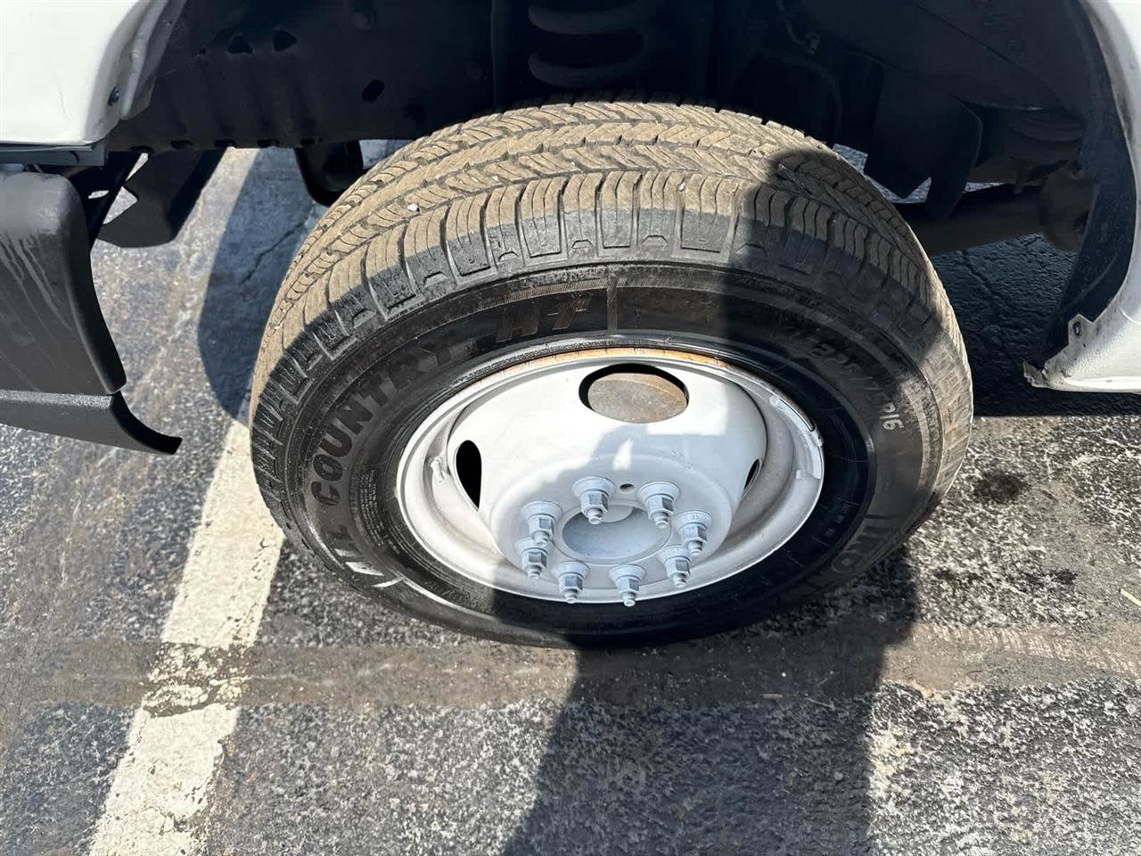 Used 2018 Ford E-350 and Econoline 350 Super Duty RWD image 11