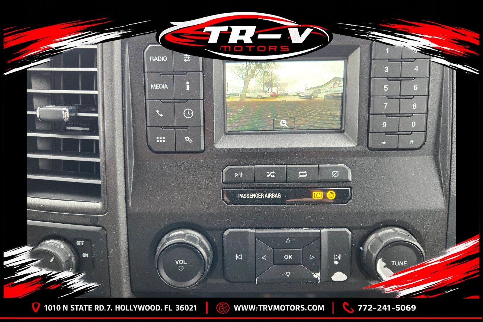 Used 2022 Ford F250 XL w/ Power Equipment Group RWD image 13