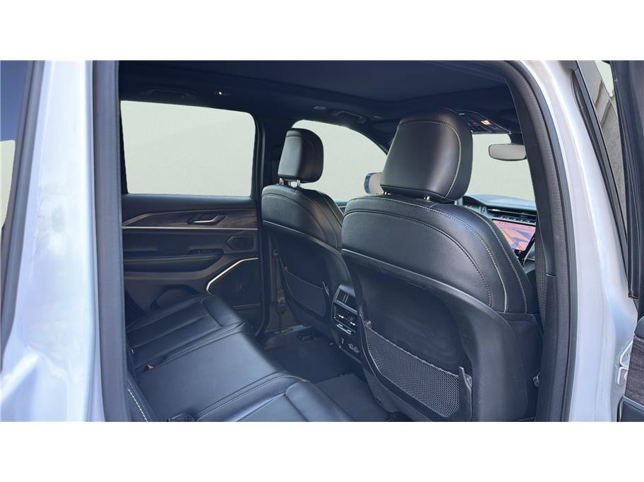 Used 2024 Jeep Grand Cherokee Limited 4xe AWD/4WD image 22