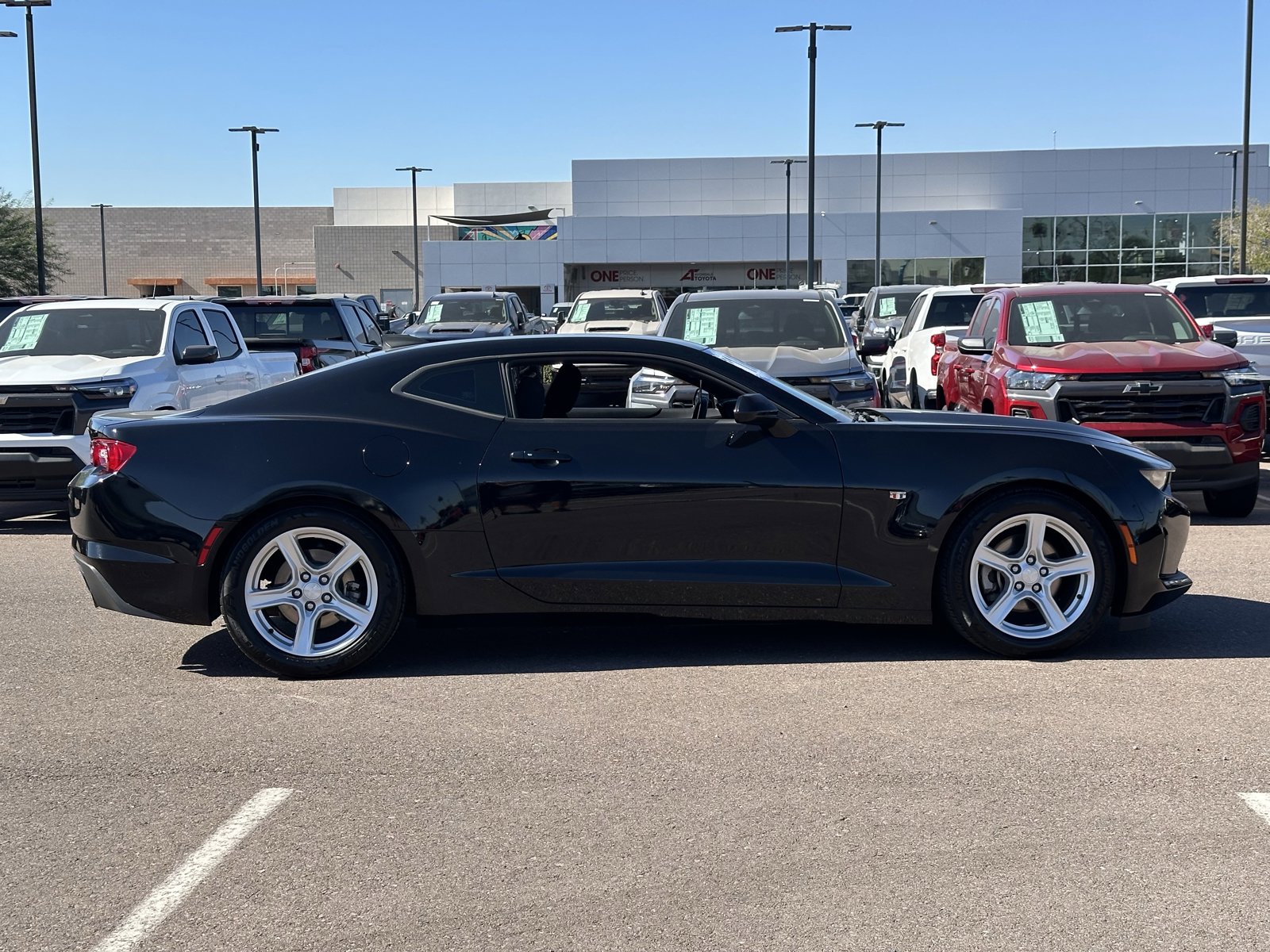 Certified 2019 Chevrolet Camaro LT w/ Technology Package image 7