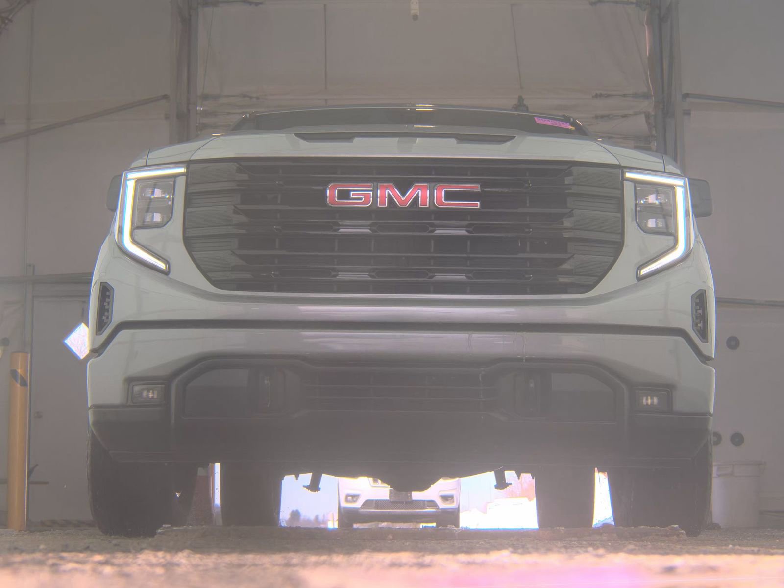 Used 2024 GMC Sierra 1500 Elevation image 3